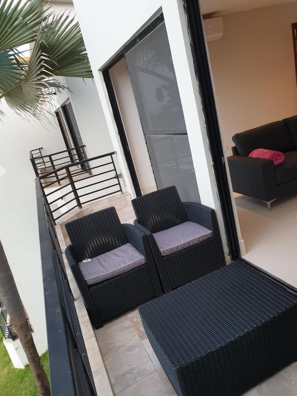 Relax Waterfront Serviced Apartment Bijilo Exterior photo